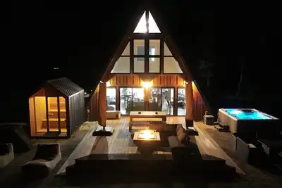 Image de A-Frame Spa | Sauna | Hot Tub | Cold Tub | Firepit | 7 acres