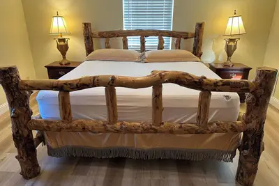 Image de Gorgeous Farmhouse blend Rustic Charm & Modern Comfort! Vacation Dream in Bells