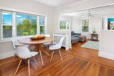 Image de Convenient 2-bedroom apartment with water views by Assembly Row in Somerville