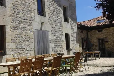 Image de Maison de campagne \"Principal\" avec vue sur les montagnes, terrasse privée et Wi-Fi