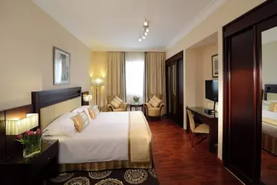 Image de 2 Bedroom Apartment Near Dubai Internet City Metro