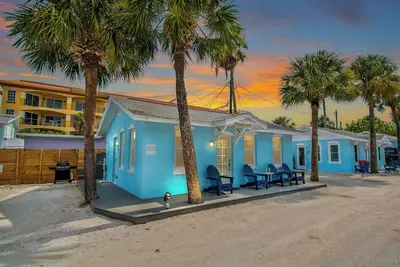 Image de 50 Steps to Beach, Family Friendly, Heated Pool