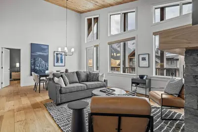 Image de Spring Creek Vacations 2 Br Elevated Condo 411tm