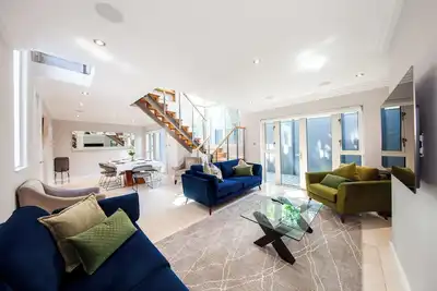 Image de Luxe Dublin 4 Retreat with 3 Bedrooms