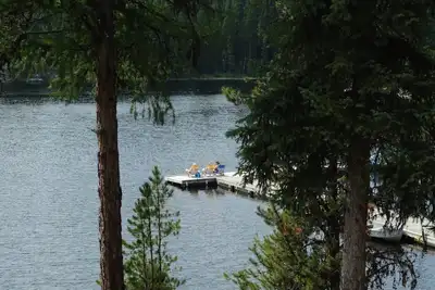 Image de Cozy Pet-Friendly Cabin at Idabel Lake - Two bedrooms, sleeps 6, close to skiing