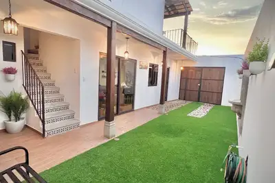 Image de Spacious 3br + Studio in Ciudad Vieja, Gated, WiFi, Ac, Heat & Hot Water