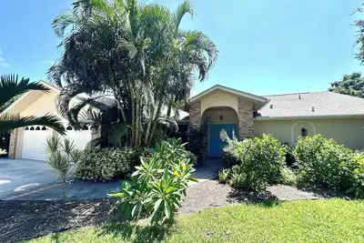 Image de Aqua Vista Too -  your serene lakefront oasis