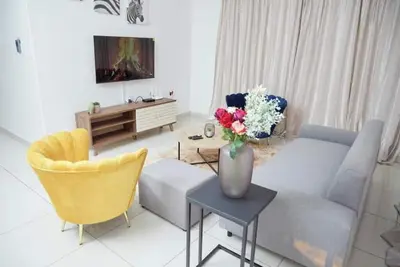 Image de Yellow Fish Lane in Eswatini is your new home