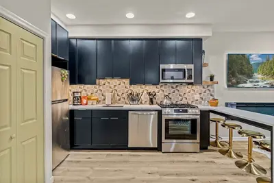 Image de Old City History- *Roof Deck Views* - Kid Friendly