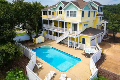 Image de Golf Cart Friendly, Pool, Game Room & Resort Perks