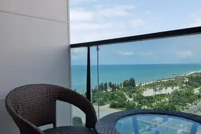 Apartment with view of the sea and city