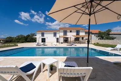 Image de Villa Roti with Pool and Sauna