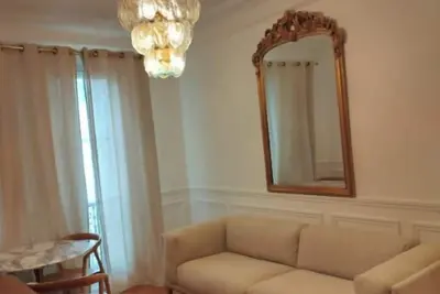 Image de Fully Renovated 2-Bedroom Apt, steps from the Pantheon.