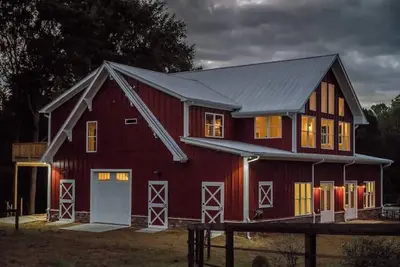 Luxury Barndominium with Value-Add Experiences\n