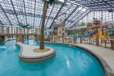Image de Water Park, Pools, Trails & More – Family-Friendly Resort Escape