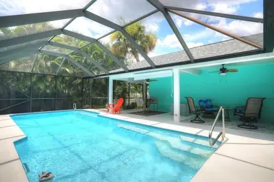 Image de New! Sebastian heated pool, dogs ok, boat storage, beach 5min