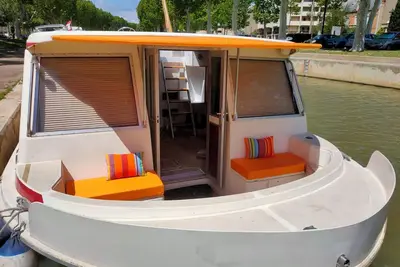 Image de Charmante péniche avec terrasse