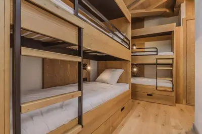 Image de Chalet, wifi, piscine, sauna, hammam, terrasse, parking, télévision, casier à ski, 106m², Megève