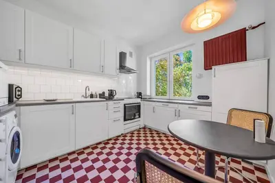 Image de Warsaw Elektoralna Apt - Workspace, Park, Bus&Tram - by Rentujemy