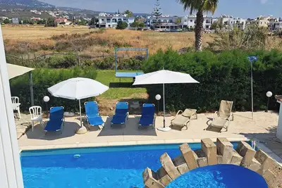 Image de Large villa close to coral bay beach and all amenities / car not needed