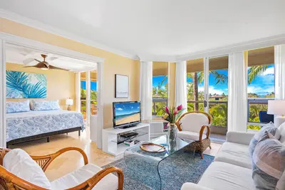 Image de Maui Banyan #G-309 Ocean View 2-bedroom condo in fabulous Kihei