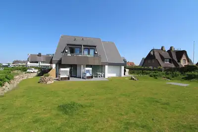 Image de Lovingly furnished vacation apartment near the spa promenade in Wenningstedt