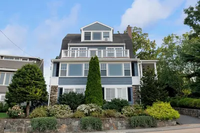 Image de Magnificent Ocean View; Walk to beaches and town