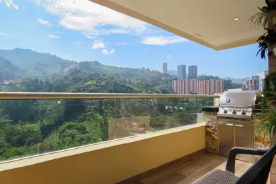 Image de Awesome modern Apartment with Beautiful Views, in charming Sabaneta