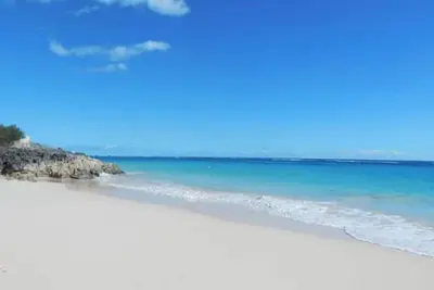 Image de Combined - book both Petite & Boutique Studios by the Beach (4 adults)