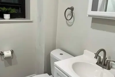 Image de Modern Apt 1113 in Downtown Pittsburgh’s Heart