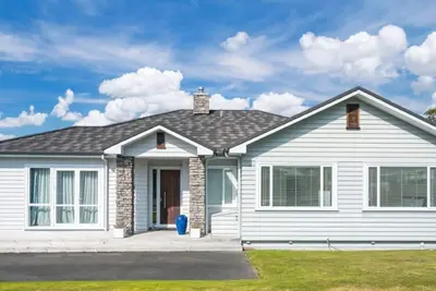 Image de Divine on Dorothy - Taupo