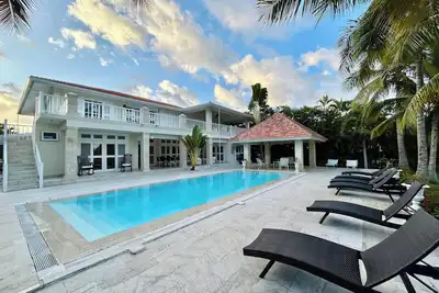 Image de Spacious villa with 6 bedrooms and WiFi, Ac in enjoyable Punta Cana