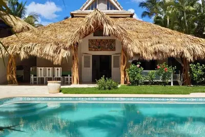 Image de Tropical House+Bungalow With Pool Near Playa Poppy