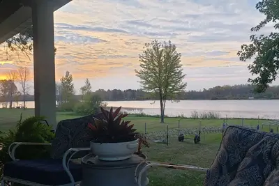 Image de Location, location, location! This is your Home away from home for the holidays!