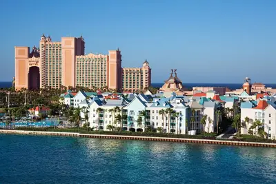 Image de Harborside Resort at Atlantis. Large 1 Br Premium sleeps 4