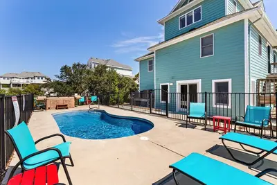 Image de Dolphin Days Hot Tub, Pool & steps to the Beach