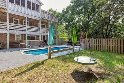2088 Big Guppy * Saltwater Pool