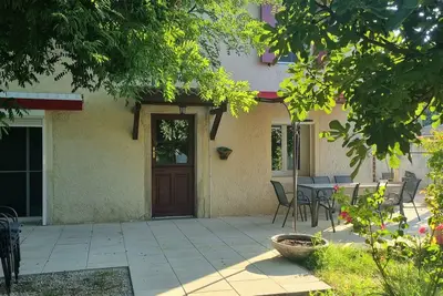 Image de Maison de vacances 'L'Oustau De Maître Potager' avec terrasse privée, jardin privé et Wi-Fi