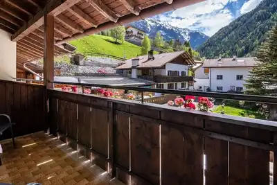 Image de Appartement 'Martellerhof - Omis Pennhaus Small' avec vue sur la mer, terrasse partagée et Wi-Fi
