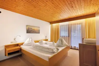 Image de Chambre 'Ederhof 10' avec vue sur les montagnes, terrasse partagée et Wi-Fi