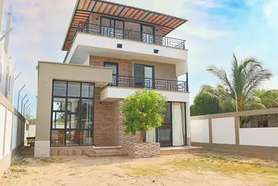 Image de Playamar Cabin A few steps from the sea, family cabin
