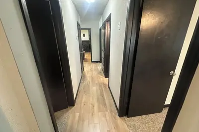 Image de Charming 4-bedroom farmhouse with WiFi, Ac in welcoming Spencer