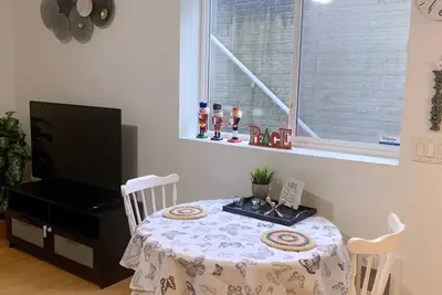 Private Entrance Cozy 2br Suite in Prime Location