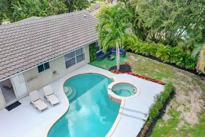 Image de Wellington Cozy House with Private Pool