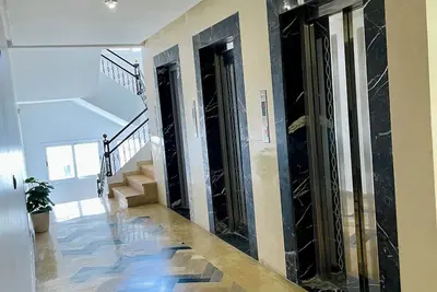 Image de A luxurious house in the city center/Tgv/Sea\n