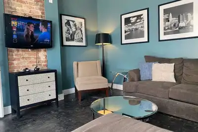 Image de Rare Find! Sleeps 16 w/ 9 Beds, 6br + Wifi!