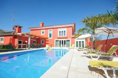 Image de Villa Esposende - Cinq Chambres Villa, Couchages 10