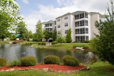 Image de The Suites | Lux Resort | Pool | Hot Tub | Gym