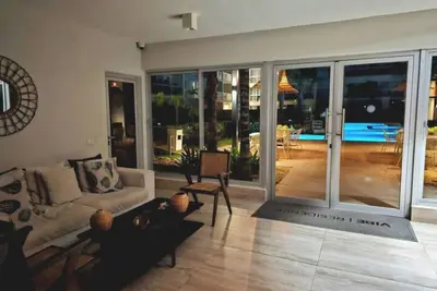Image de 417-s New style hotel. Private balcony and pool\n\n