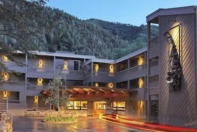 Image de Few Blocks to the Gondola, Core, Pool-Hot Tub